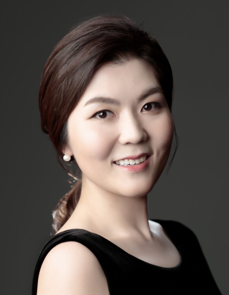 ジヒョン・カン（ピアノ）　Ji-Hyeon Kang (Piano)
