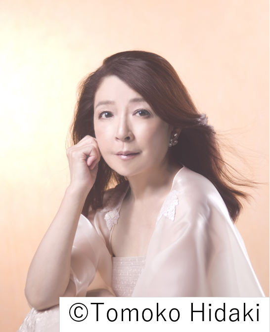 仲道郁代（ピアノ）Ikuyo Nakamichi, piano