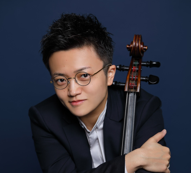 荒井結（チェロ）Yui Arai, cello