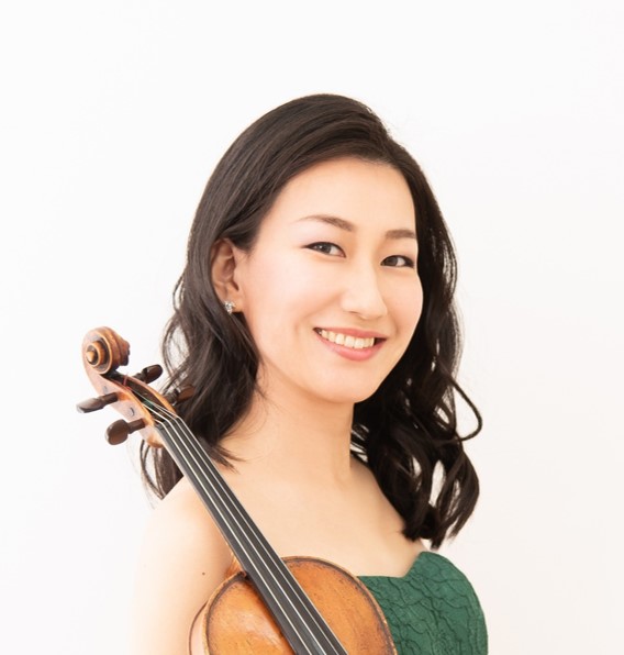 上敷領藍子（ヴァイオリン）Akiko Kamishikiryo, violin